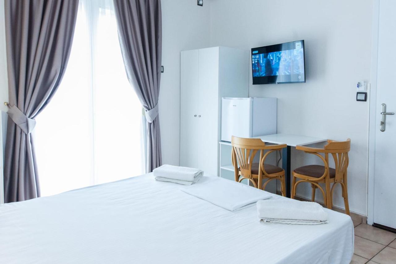 Silver Athens Double Room Atenas Exterior foto